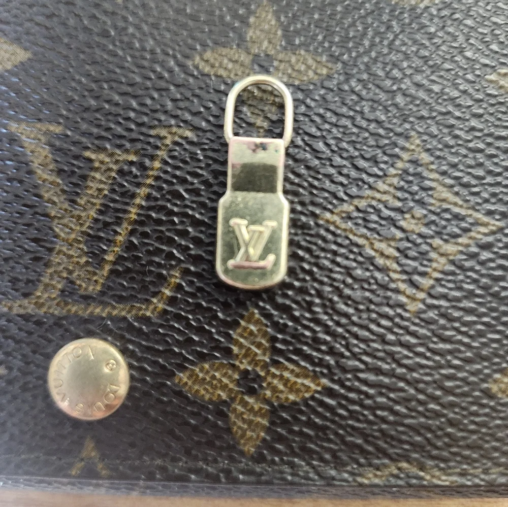 Louis Vuitton Bundle - Picture 11 of 14